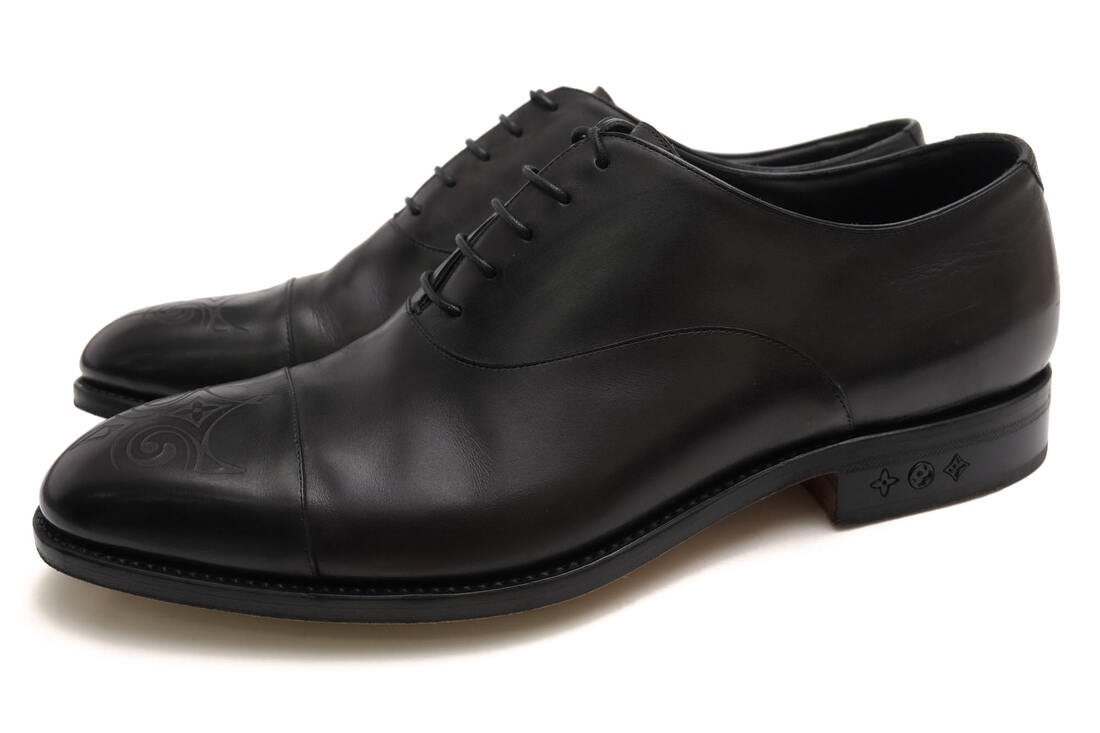ヴィトン／Louis Vuitton シューズ ビジネスシューズ 靴 ビジネス メンズ 男性 男性用 レザー 革 本革  1AAMVL Monceau Flex Richelieu Derby Shoes モンソー フレックス リシュリュー モノグラム刻印 ストレートチップ グッドイヤーウェルト製法 レザーソール Louis Vuitton 1AAMVL Monceau Flex Richelieu Derby Shoes モンソー