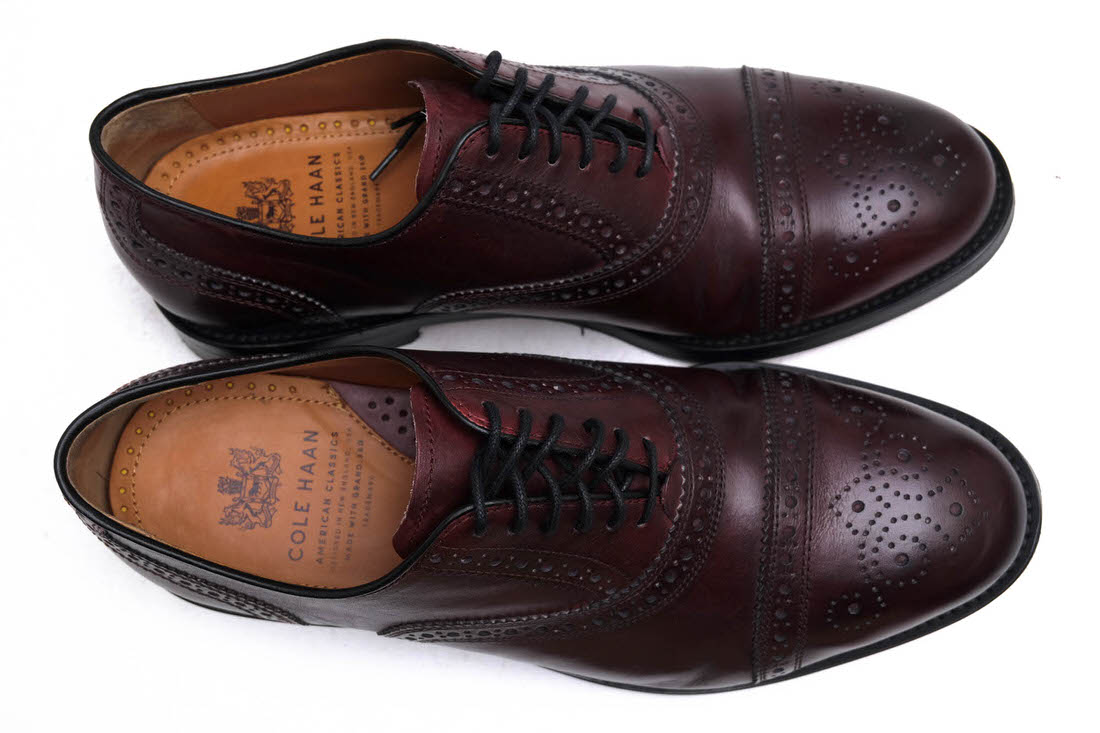 kneeland brogue cap toe oxford
