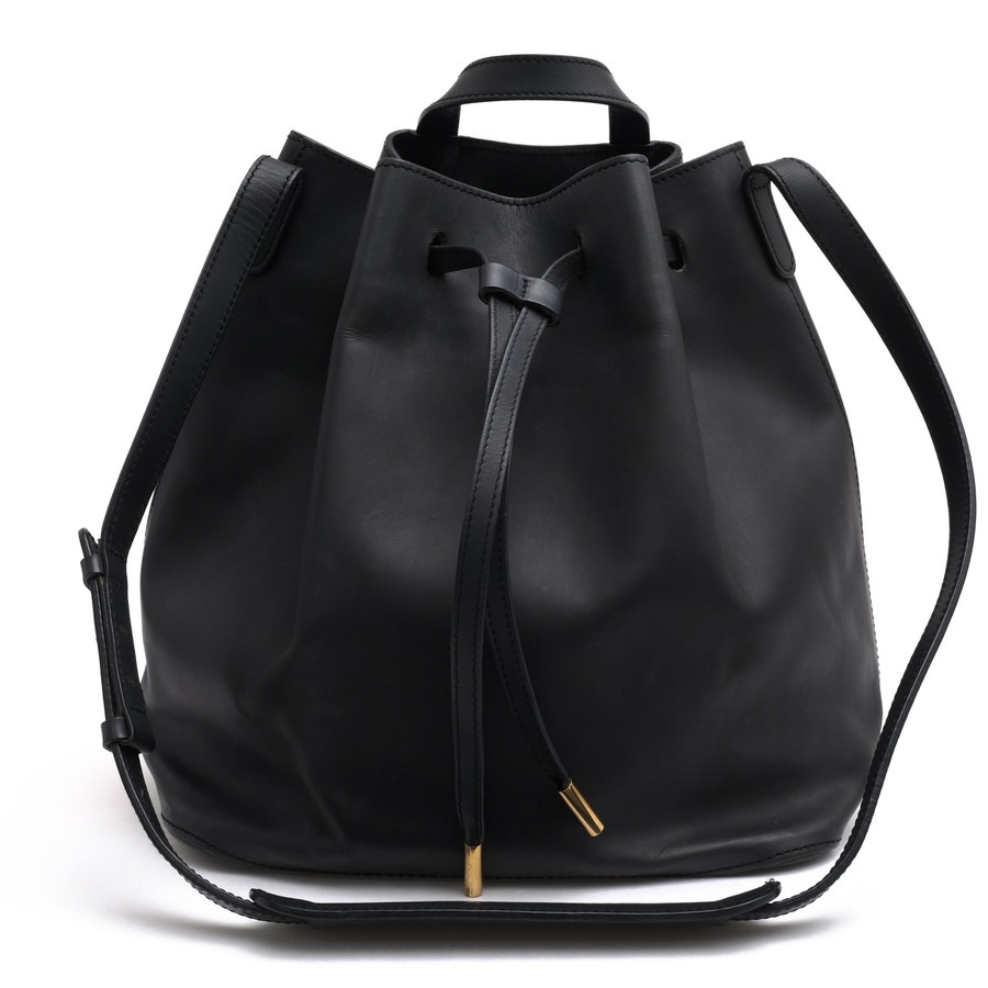 PB 0110 AB16 Large Bucket Bag / ピービ— ゼロワンワンゼロ 