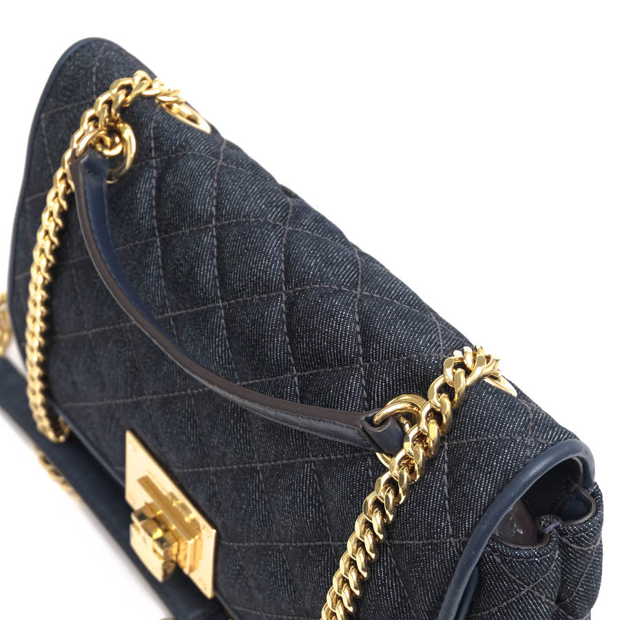 Michael Kors 35S7GVAF2C VIVIANNE MD quilted Denim Shoulder Flap / マイケル
