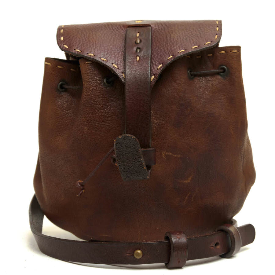 エンリーベグリン　ポーチ　オミノ　バッグ HENRY BEGUELINフリンジポーチ LITTLE BAG AURY MARIGLIA SFOD