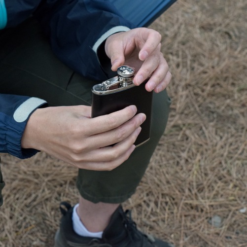 レザーフラスコ ブラック 6オンス | HIGHMOUNT,カップ/フラスコ | High