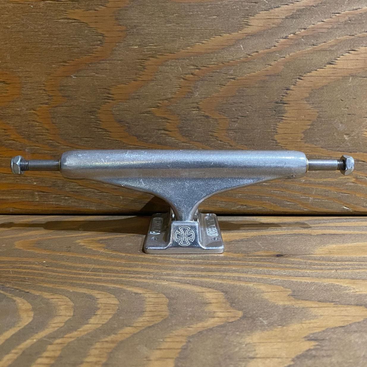 INDEPENDENT STAGE11 FORGED TITANIUM SLIVER STANDARD TRUCKS 169