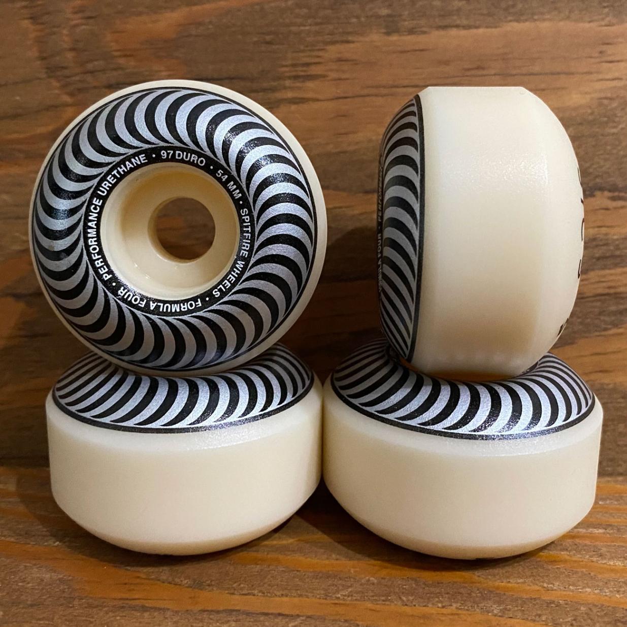 【ノーマル】SPITFIRE F4 CLASSIC 97A 54mm