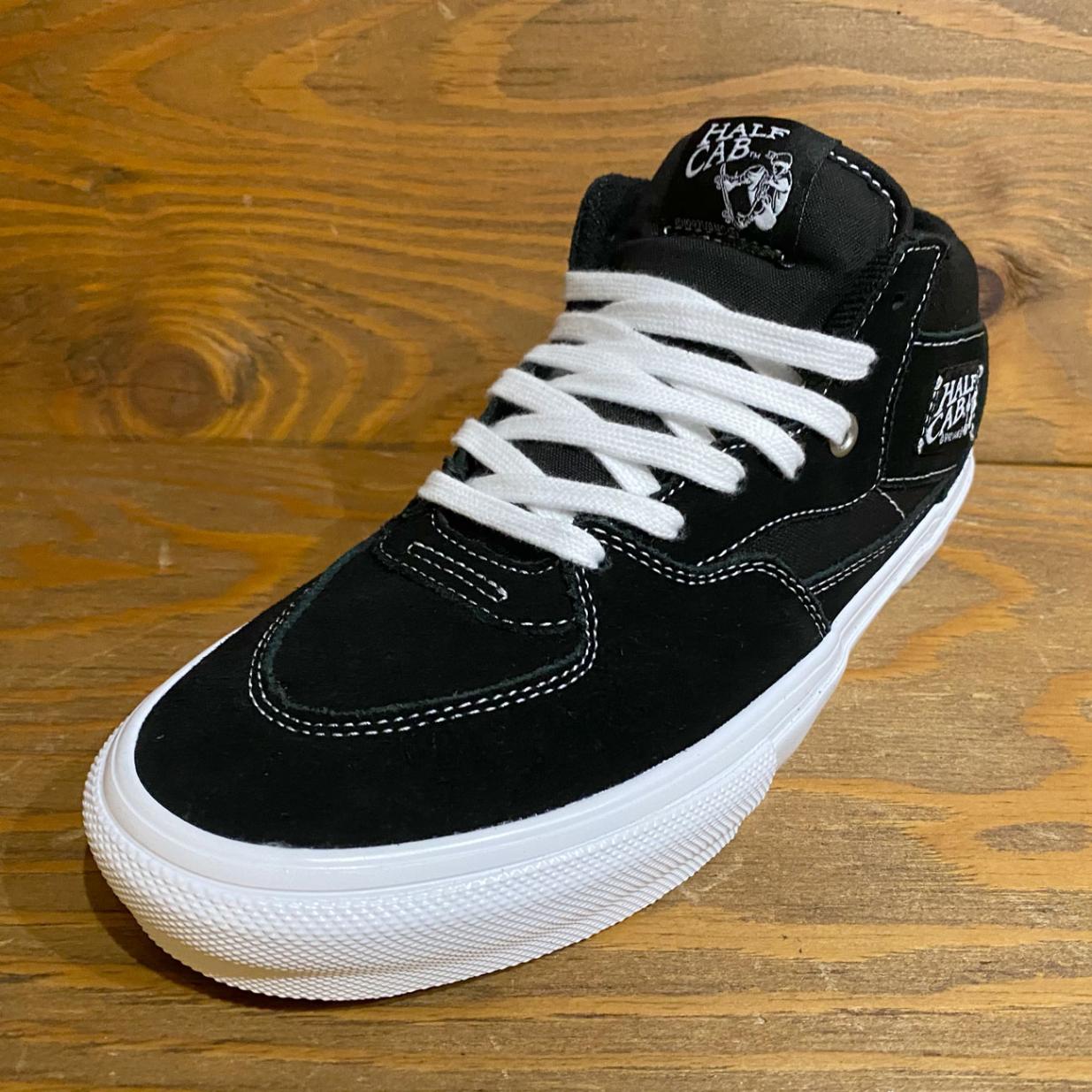 VANS SKATE HALFCAB BLACK/WHITE