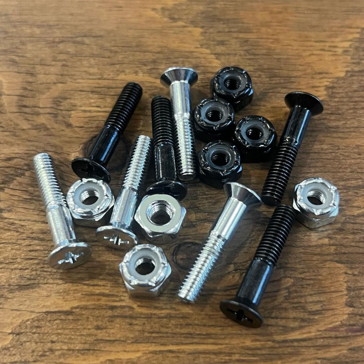 【1inch プラス】HARD ZEISS BOLTS TARO HIRANO