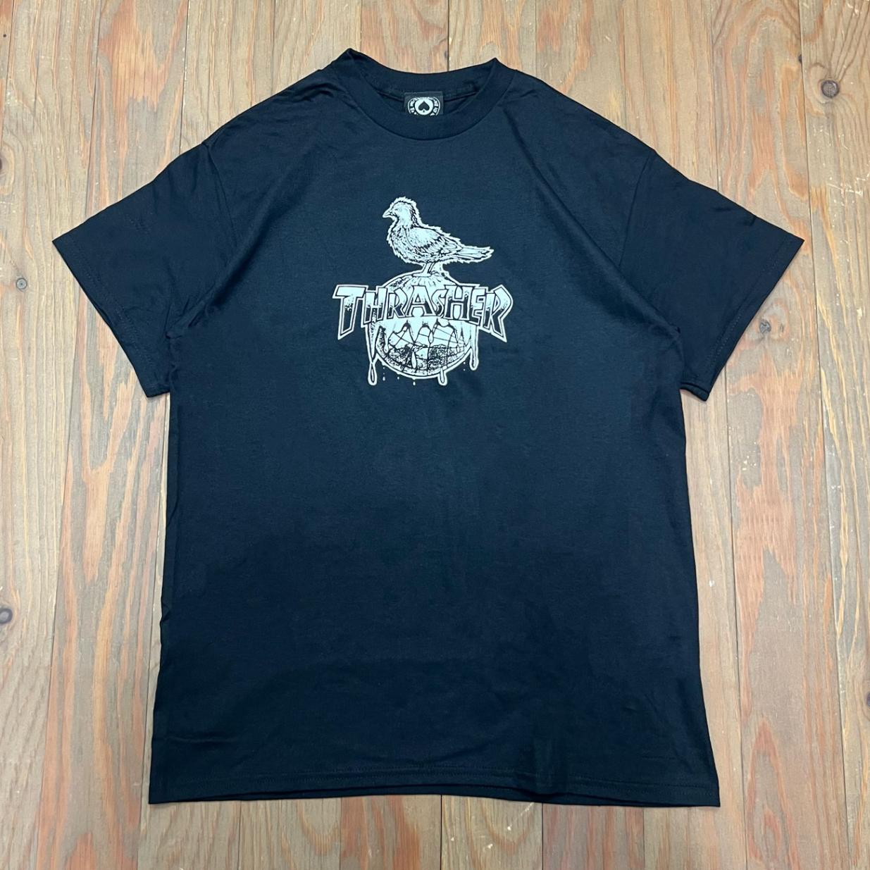THRASHER × ANTIHERO COVER THE EARTH S/S T-SHIRT