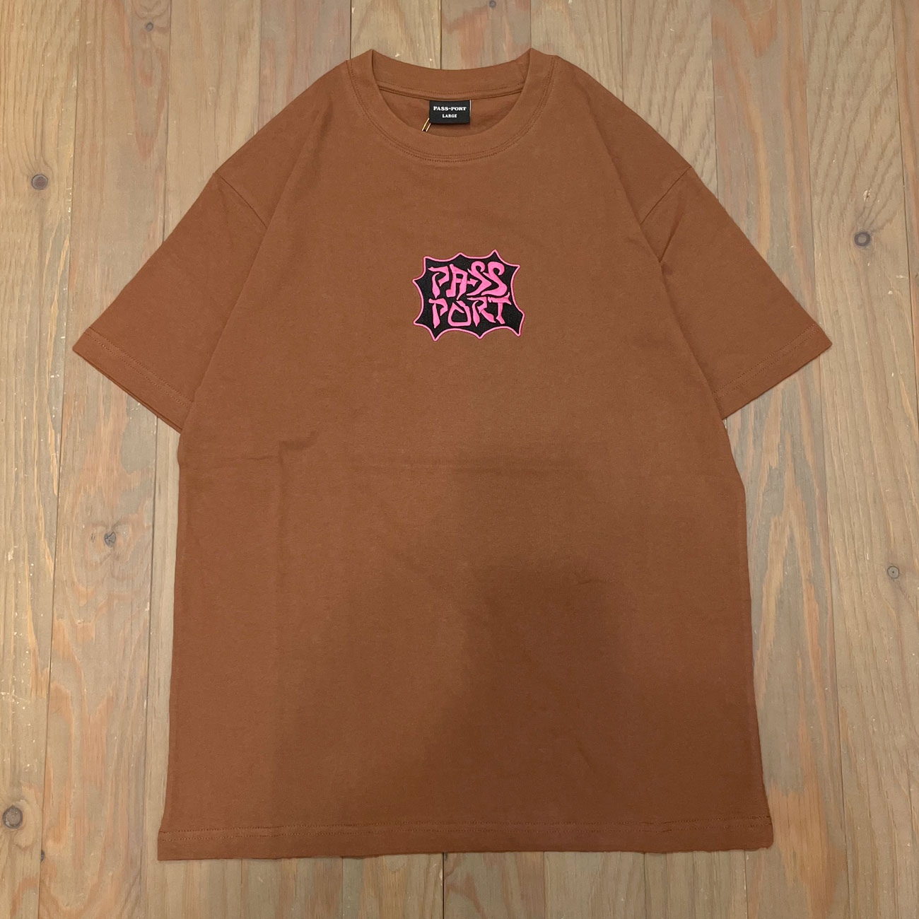 PASS~PORT GLYPH TEE