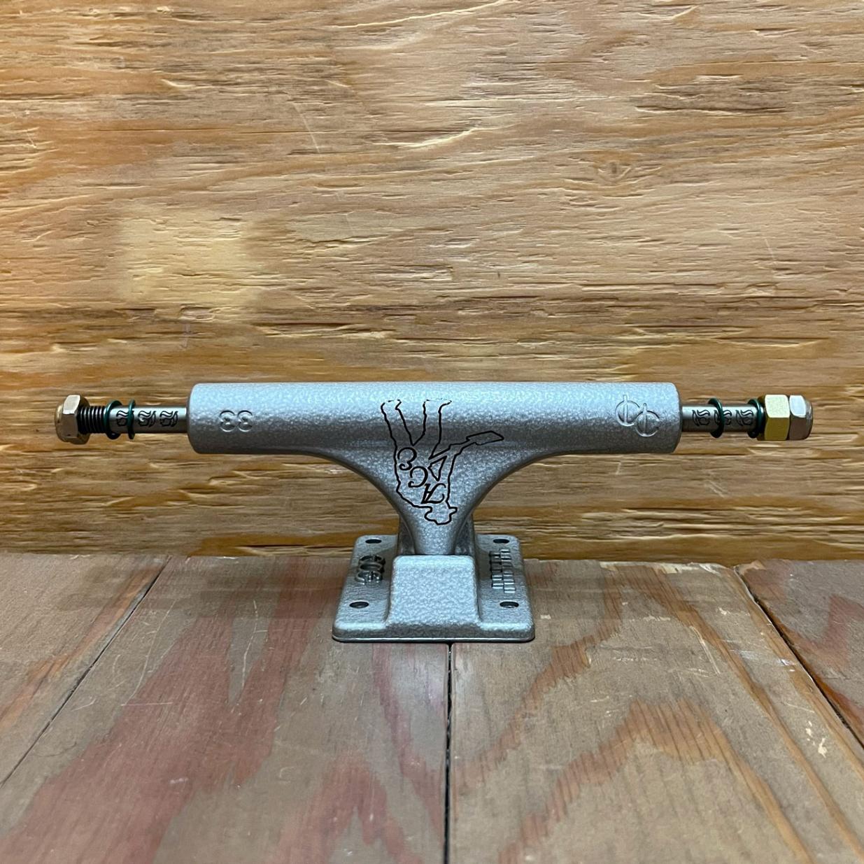 ACE TRUCKS x PASS~PORT LIMITED AF1 HOLLOW SILVER 33-55｜SKATEBOARD