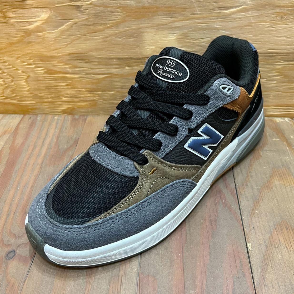 NB NUMERIC ANDREW REYNOLDS 933MLT