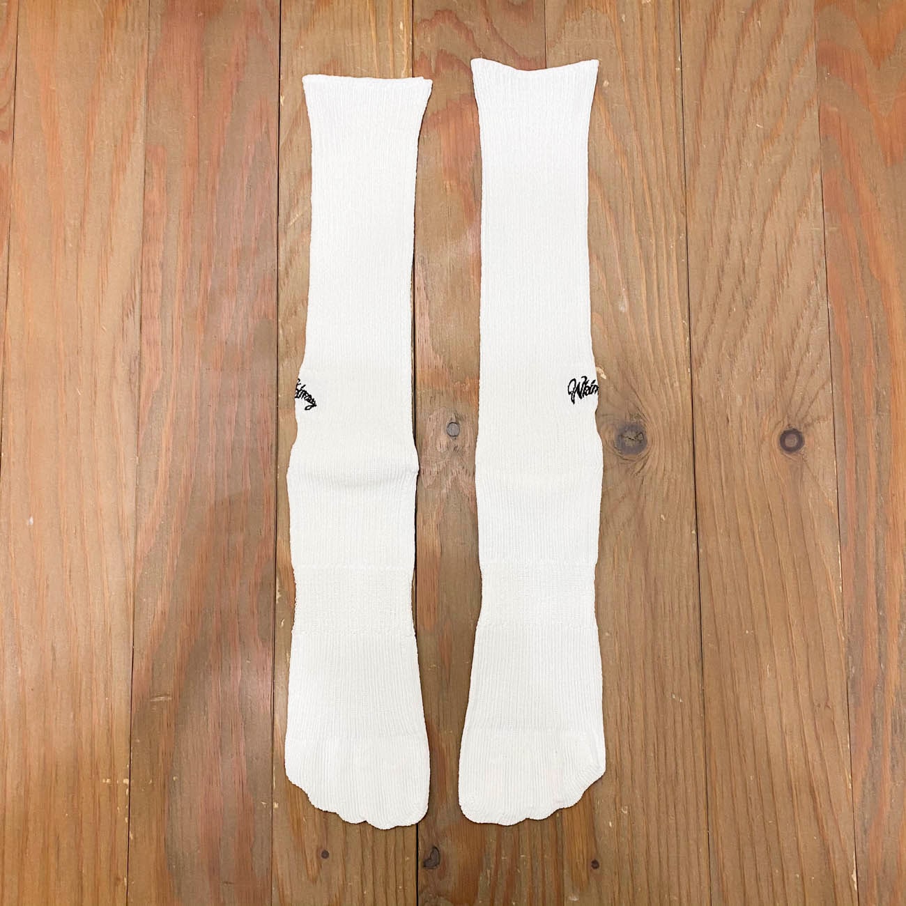 WHIMSY V-EMJAY SOX 