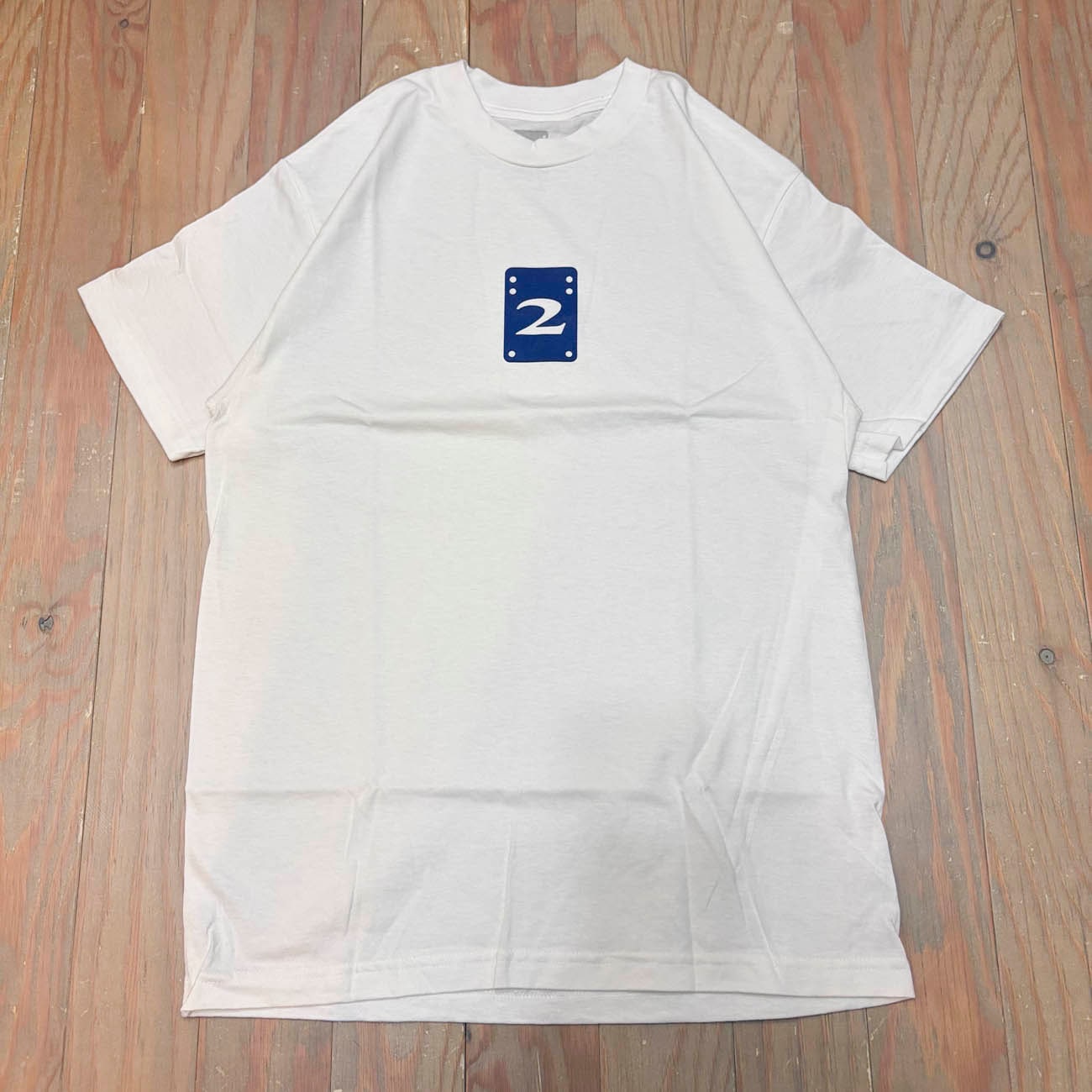 2 RISER PADS LOGO TEE