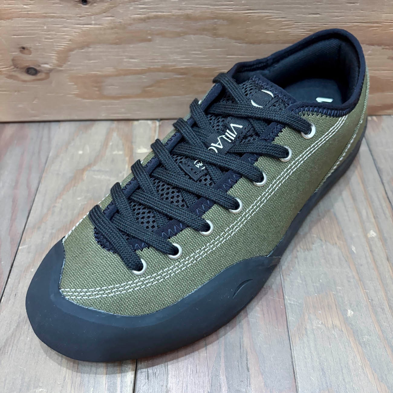 VILLAGE PM 1.30PM OLIVE/NATURAL BLACK