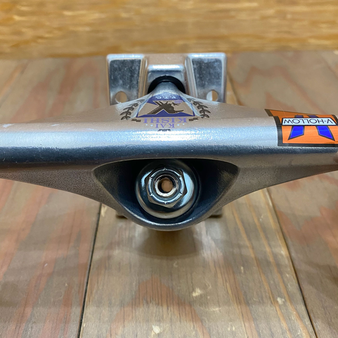 VENTURE TRUCKS V-HOLLOW KAI 5.6HI｜VENTURE｜スケートボード通販