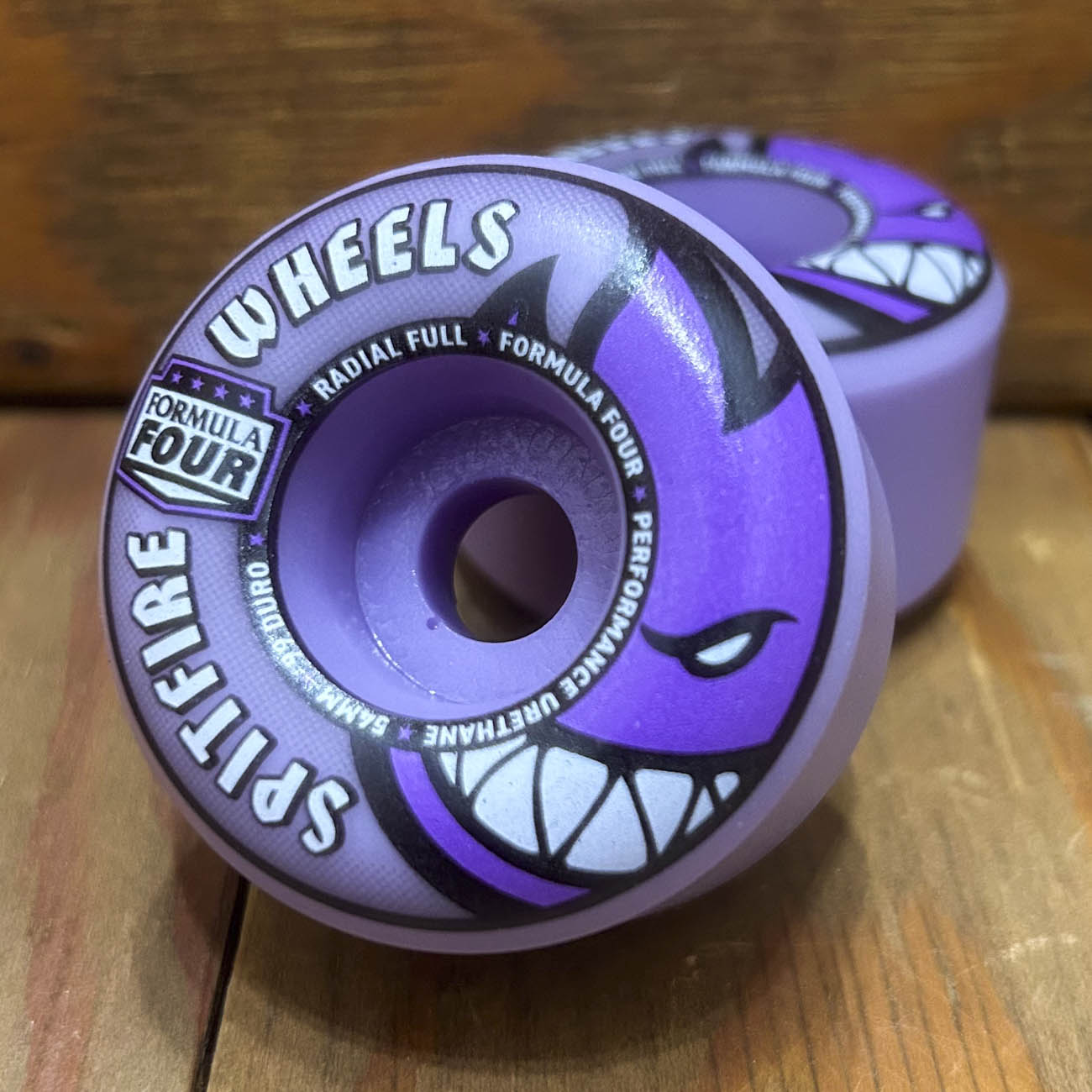 スクエア】 SPITFIRE F4 PURPLE RADIAL FULL 54mm｜SKATEBOARD