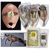 干物まるのメデイアセット【メデイアで紹介されたセットです！(マグロステーキ胴中・伊勢海老干物海外・トロアジ・真ホッケ・カサゴ・イワシ板前まかない・海苔かつお）カサゴ→あなごの干物に変更しております。