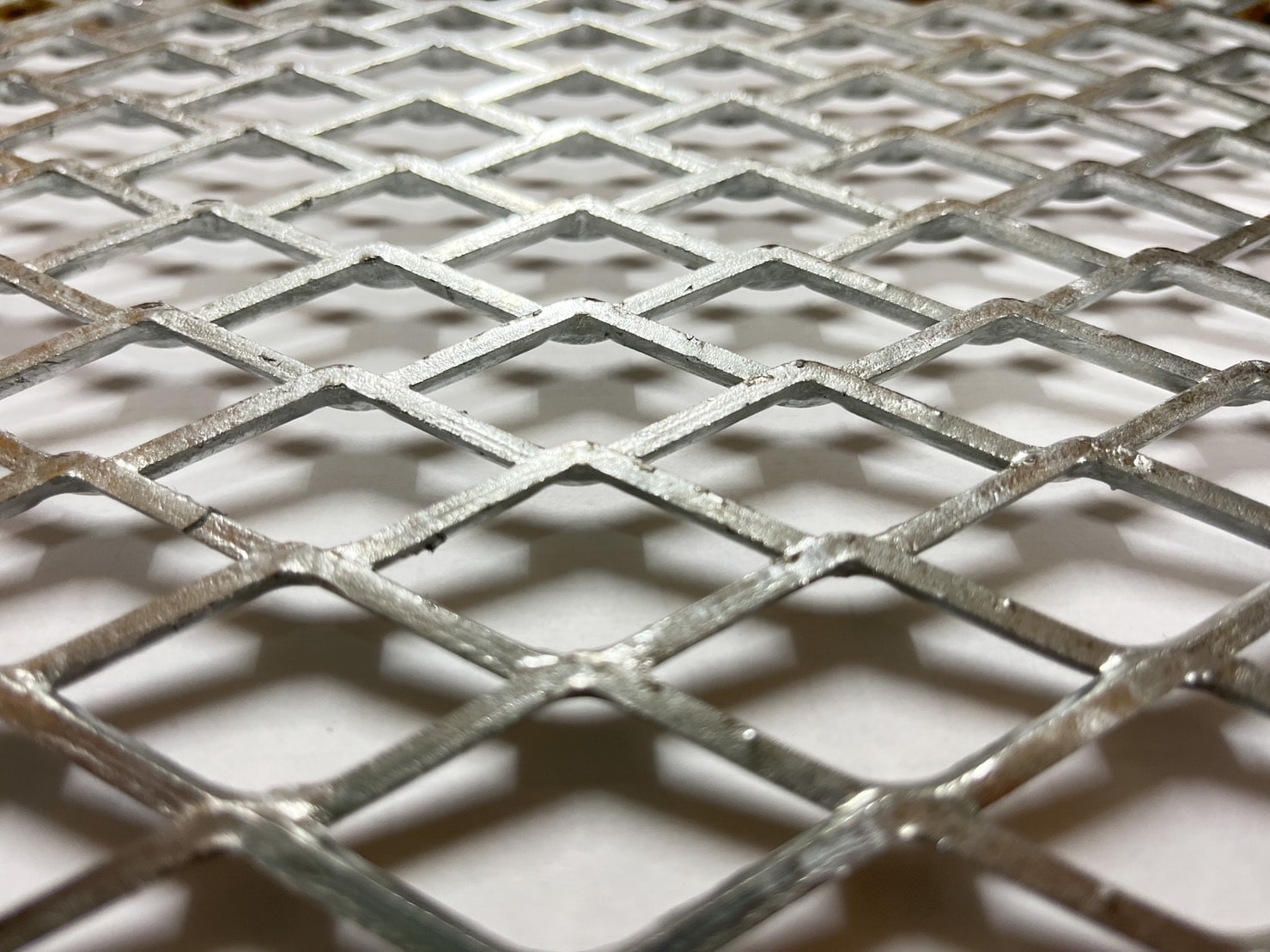 メッシュステップ　10Φ×605mm×305mm