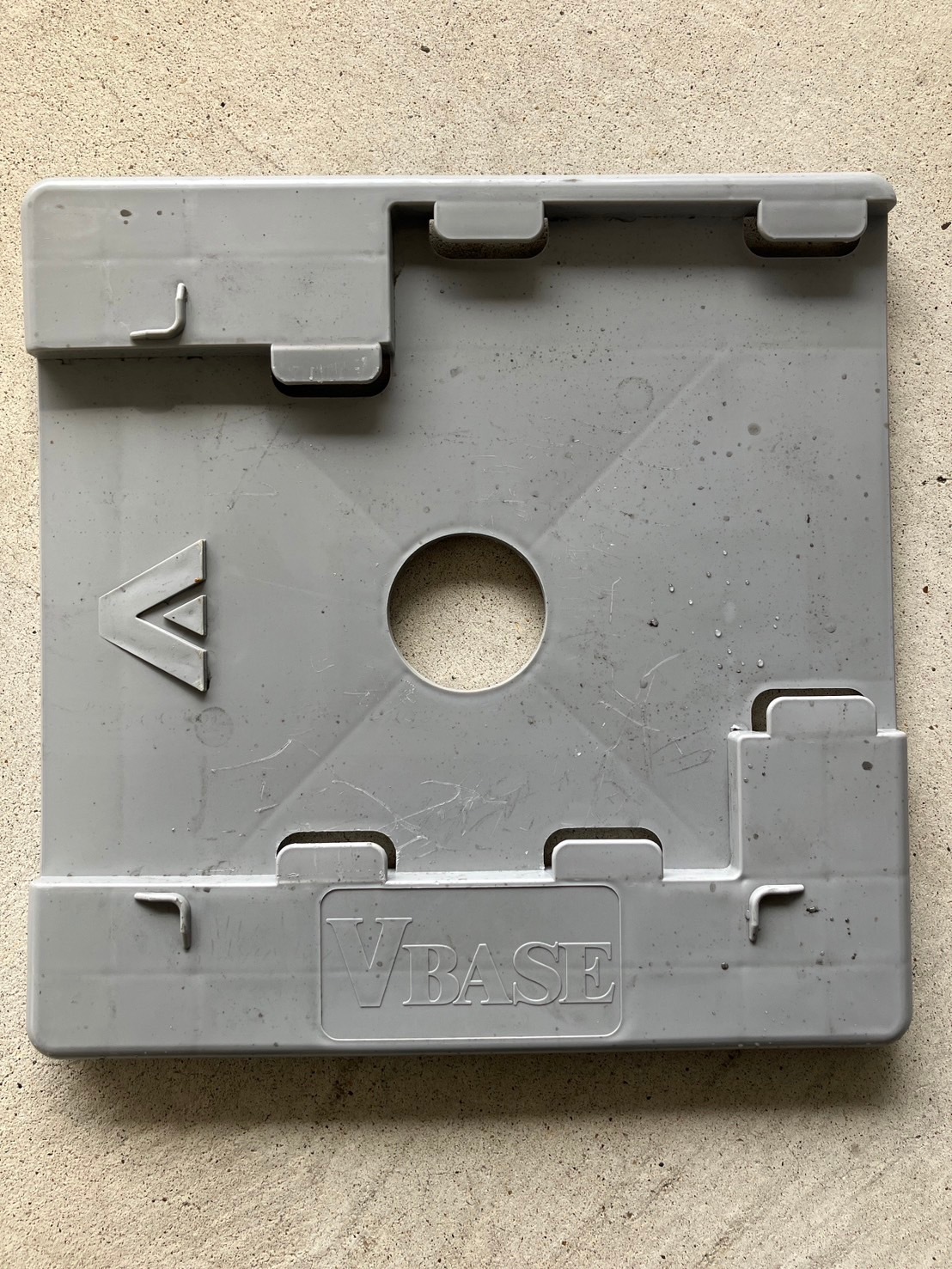 【特価商品　中古】Vベース　140角　グレー　くさび式足場用敷板