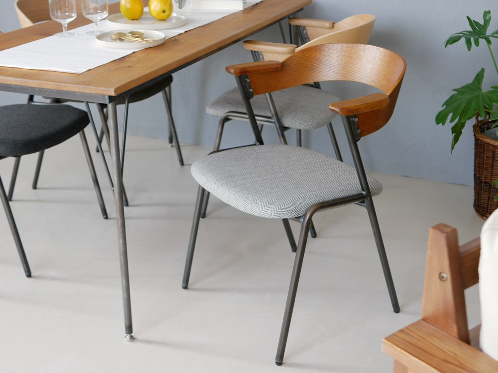 【adepeche/アデペシュ】ダニス ショートアームチェア ファブリック ブラウン×ヘリンボーンチャコールグレー 