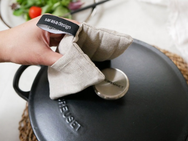 【sarasa design/サラサデザイン】b2c リネン＆キッチングリルミトン ナチュラル