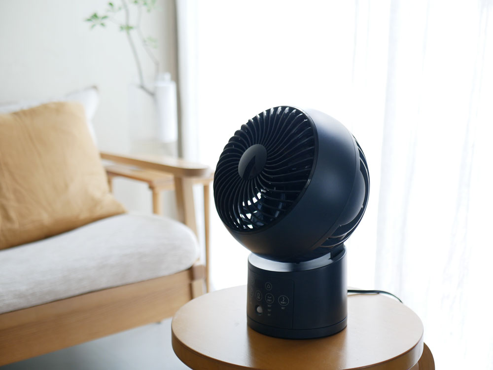 【THREEUP/スリーアップ】節電センサー付 DCウォッシャブルサーキュレーター360 グレー|全ての商品