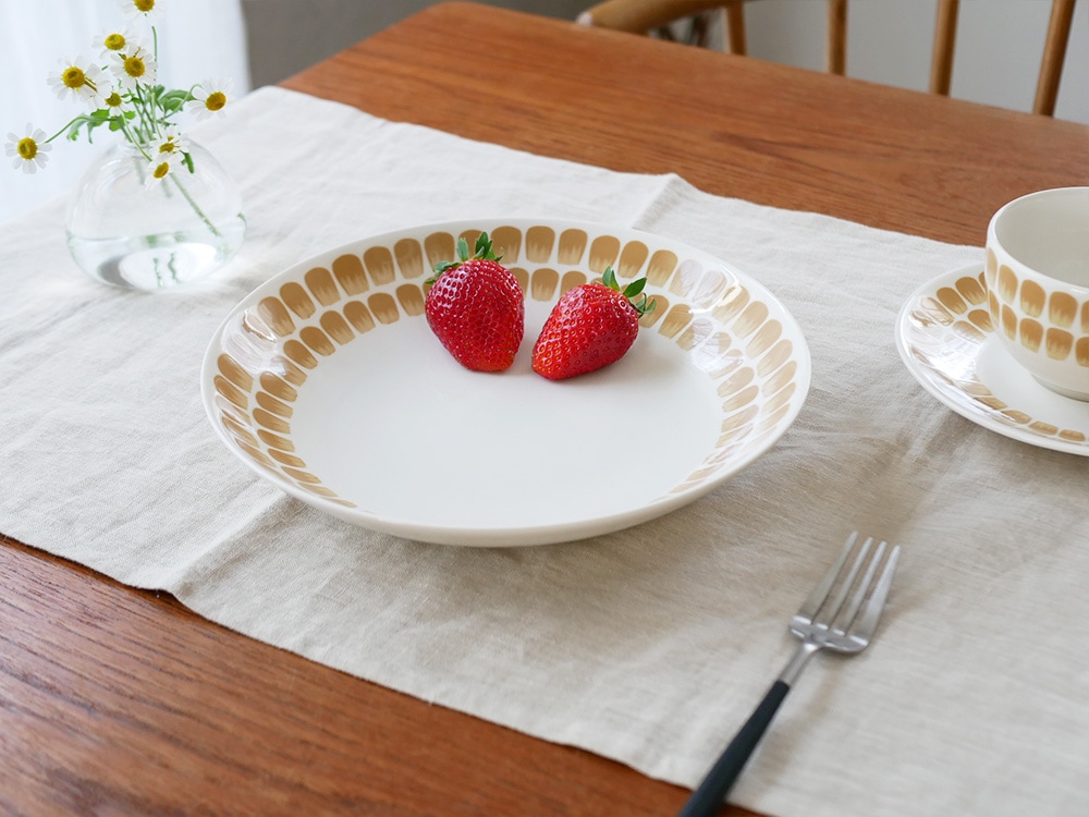 Arabia/アラビア】24h トゥオキオ ディーププレート 24cm ベージュ