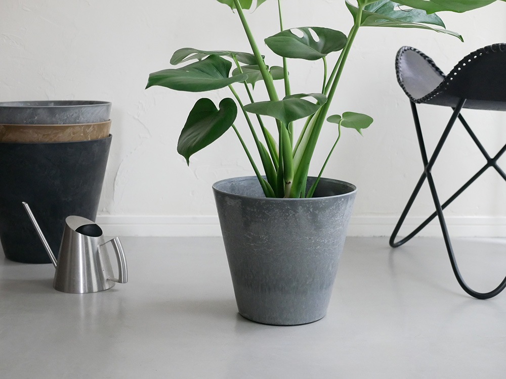 【amabro/アマブロ】水やりをコントロールできる プラントポット Mサイズ / グレー|ITEM - ALL