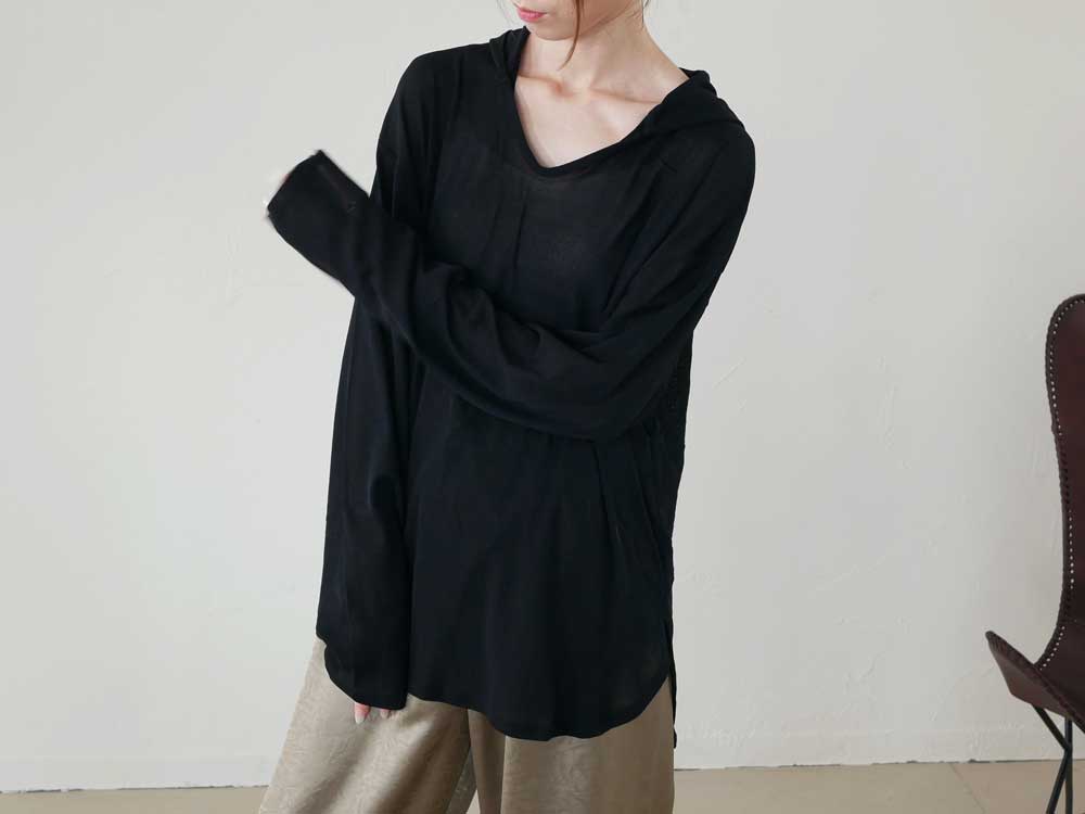 【CHIGNON/シニヨン】さらっと楽ちん リラクシーストレッチチュールプルオーバー F ブラック