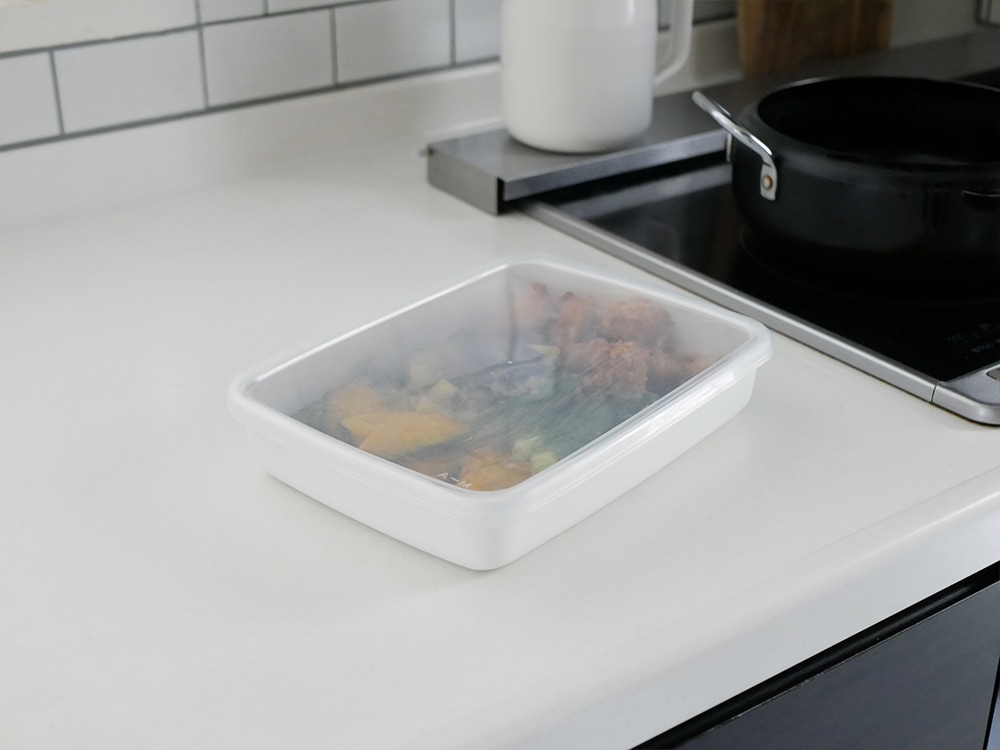 【野田琺瑯/ノダホーロー】WhiteSeries 毎日の調理に頼もしいホーロー保存容器 シール蓋付 レクタングル浅型 M