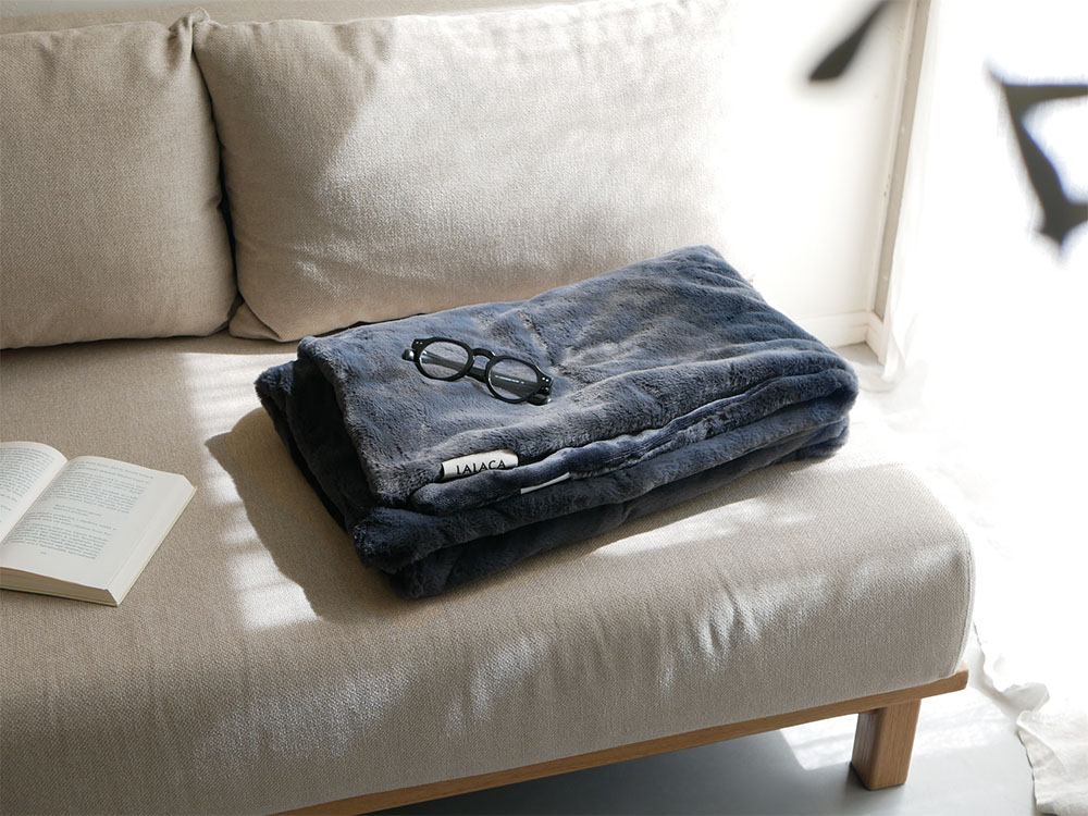 【LALACA/ララカ】洗えるなめらか素材のヒーターブランケット roomy（140cm×100cm） charcoal