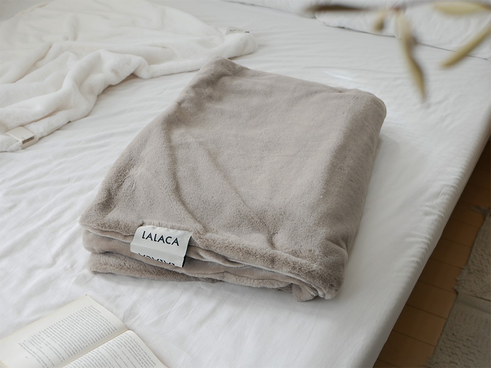 【LALACA/ララカ】洗えるなめらか素材のヒーターブランケット sleep（188cm×130cm） grege