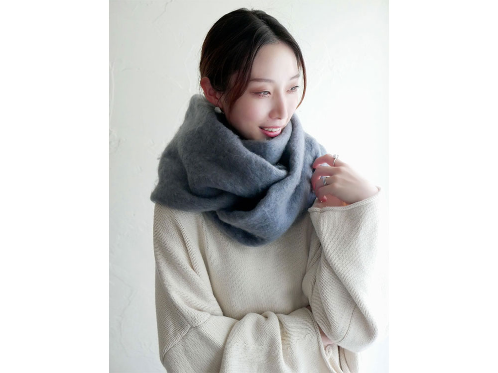 【CHIGNON/シニヨン】ボリュームスヌード グレー