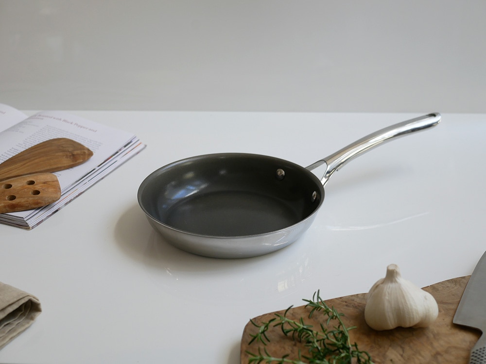 CORELLE こびりつきにくいフライパン Wok pan 24cm CORELLE/コレール】こびりつきにくい次世代フライパン Frying