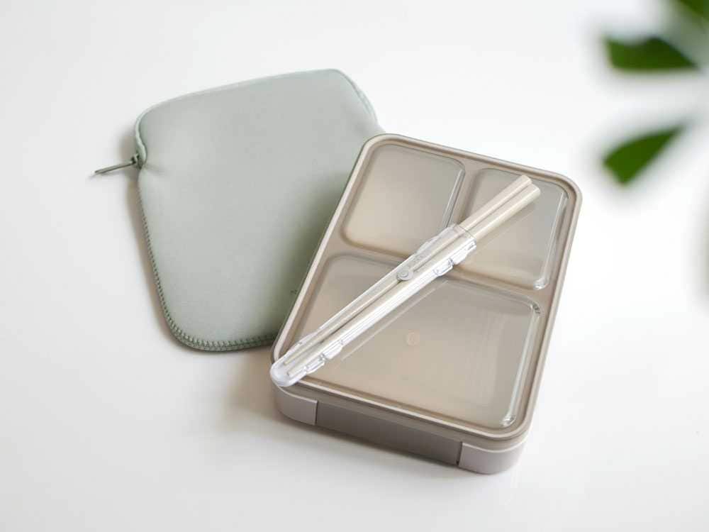 【CB JAPAN/シービージャパン】薄型弁当箱 抗菌フードマン 600ml・ケース・箸 3点セット グレーベージュ|ITEM - ALL