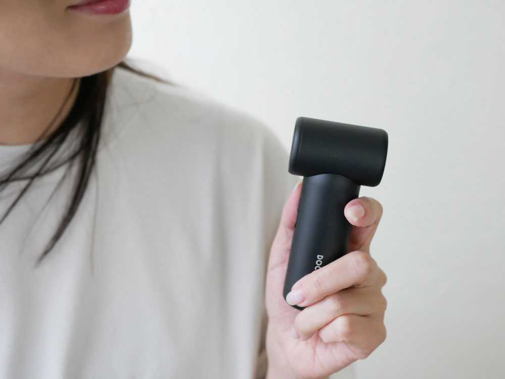 DOCTOR AIR/ドクターエア】羽根のない超小型ハンディファン エアロ