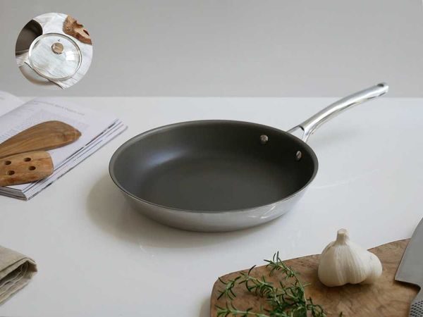 【CORELLE/コレール】こびりつきにくい次世代 Frying pan / 26cm+蓋セット