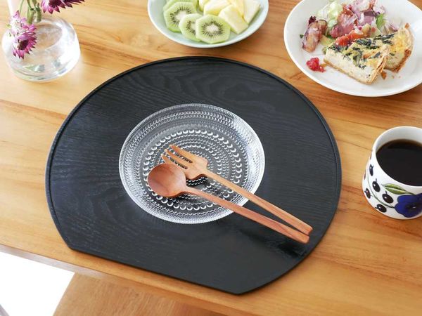 【HinataLife】スタッキングできる天然木の半月膳 単品 / ブラック
