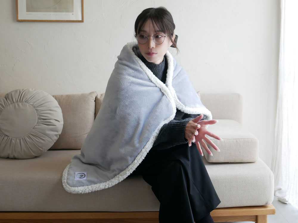 スーパーゴリラのハグ（ブランケット） グレー｜【公式】インテリア