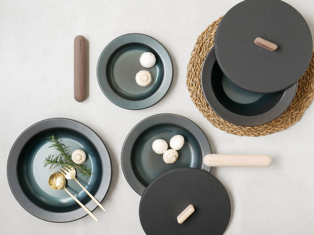 FUJITA KINZOKU】 FRYING PAN JIU 鍋敷き｜【公式】インテリア雑貨の総合通販「ひなたライフ」アプリNEW OPEN