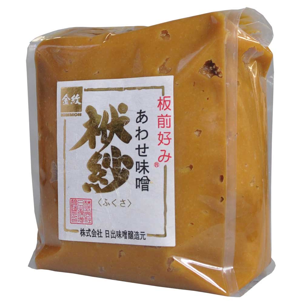 当社の「江戸甘味噌」「雪日出」「まる豆」の3種類をブレンドした