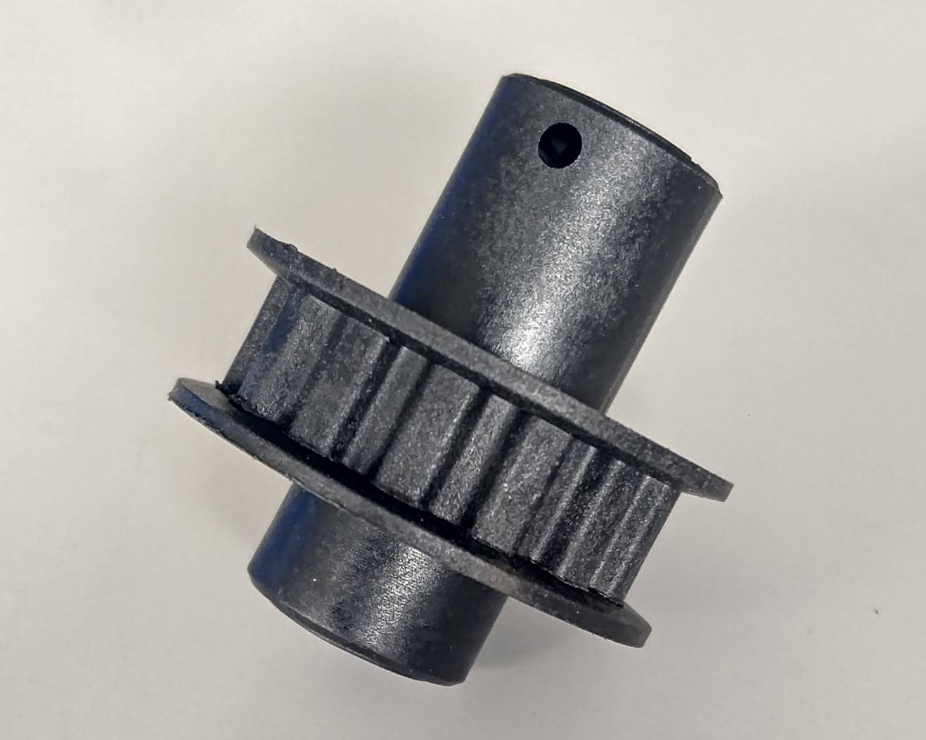 ヒロボー HIROBO パーツ 【0402-652】 テールプーリー14Ｔ（別売部品あり・未組立）（残り部材わずか）
