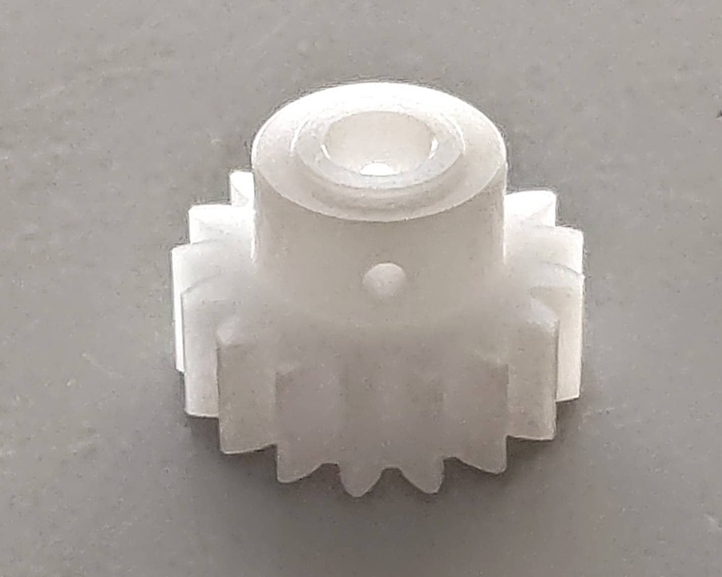 ヒロボー HIROBO パーツ 【0414-169】 EX カウンターギヤ 17T・別売部品あり（残り部材わずか）