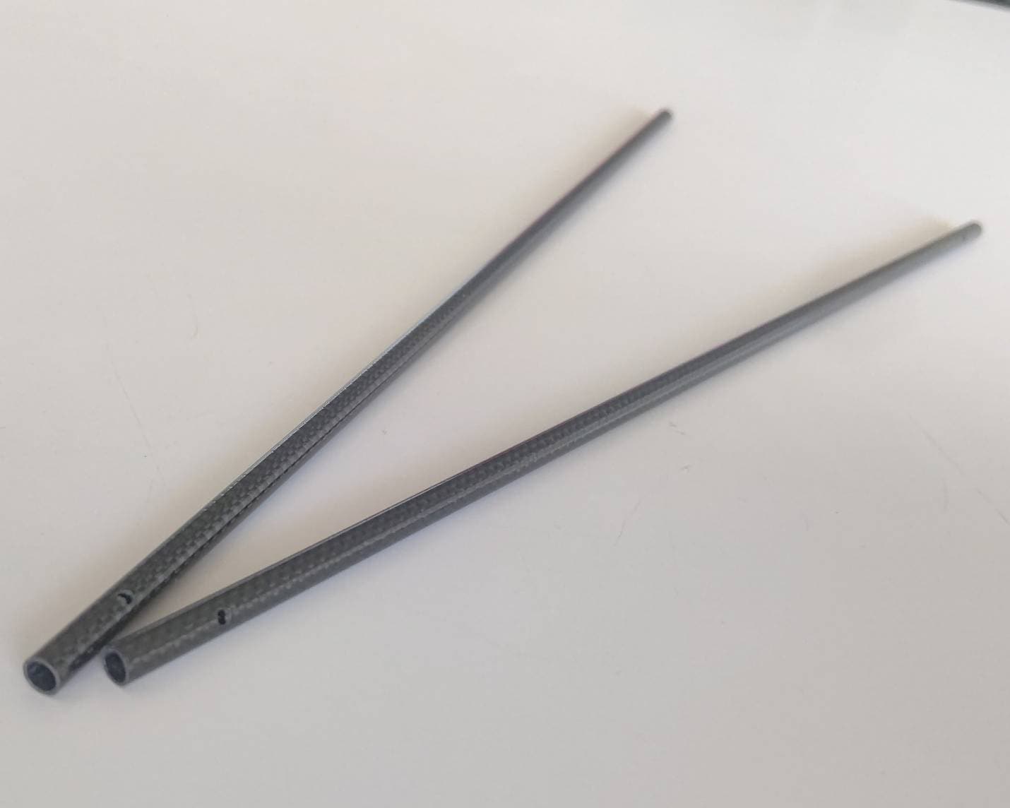 ヒロボー HIROBO パーツ 【0304-066】 LEX テールブームブレース L=290(カーボン) 別売部品あり（部材残りわずか）