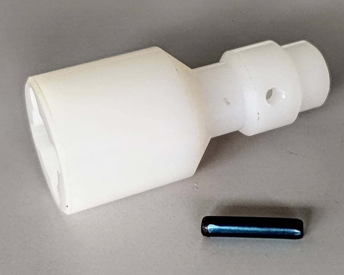 ヒロボー HIROBO パーツ 【0404-561】 ユニバーサルハブ φ5【販売終了】