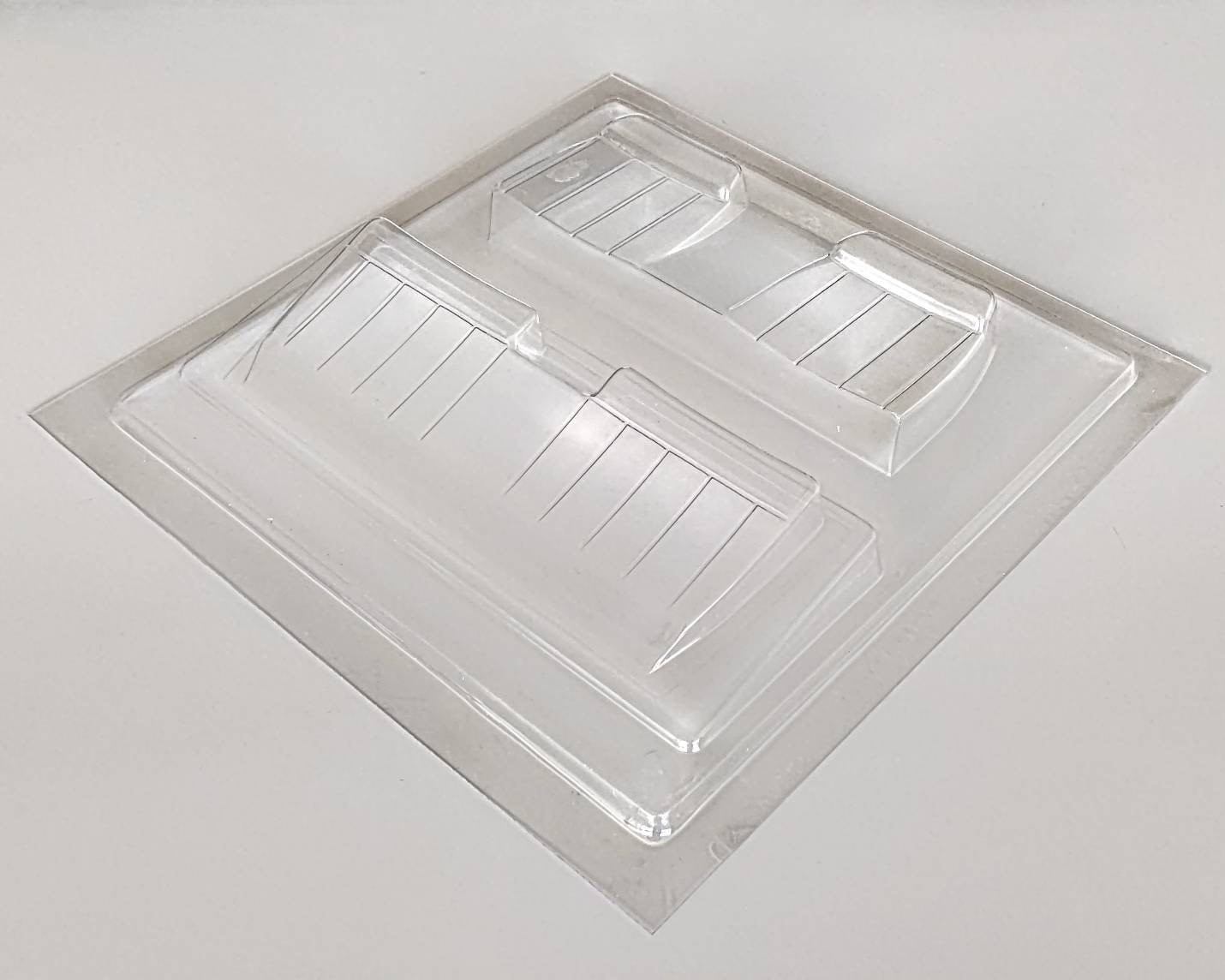 ヒロボー HIROBO パーツ 【0405-041】 47G 椅子(残り部材わずか).