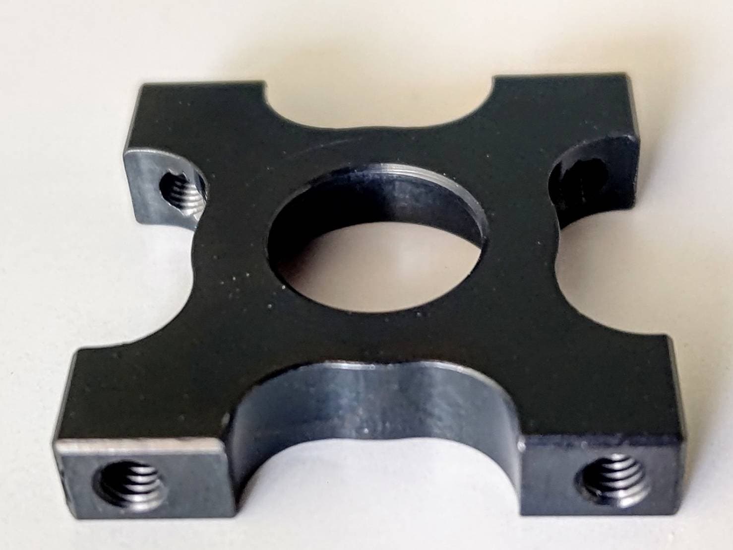 ヒロボー HIROBO パーツ 【0414-200】 Brgホルダーφ13(W=26)【販売終了】