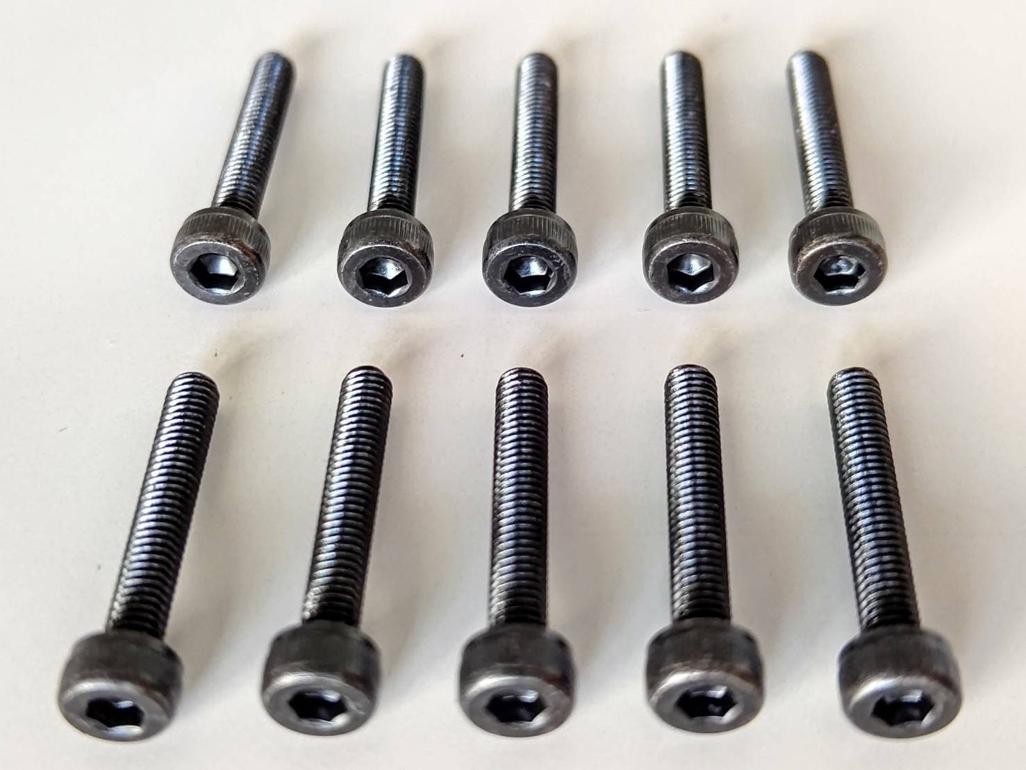 ヒロボー HIROBO パーツ 【2532-038】 キャップスクリュー M3X18 @