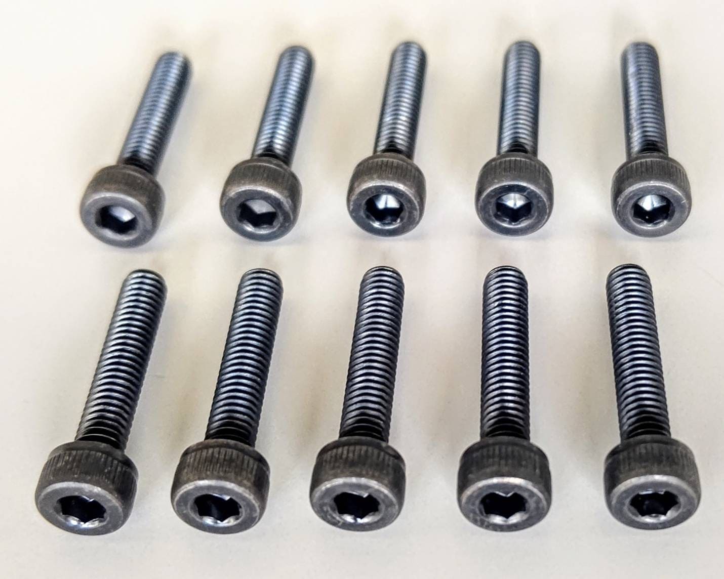 ヒロボー HIROBO パーツ 【2532-023】 キャップスクリュー M4X20 .