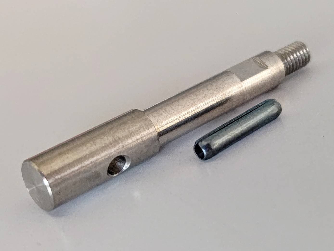 ヒロボー HIROBO パーツ 【0414-132】 エレベーターレバーシャフト(L) 次ロットから別売部品あり（残り部材わずか）