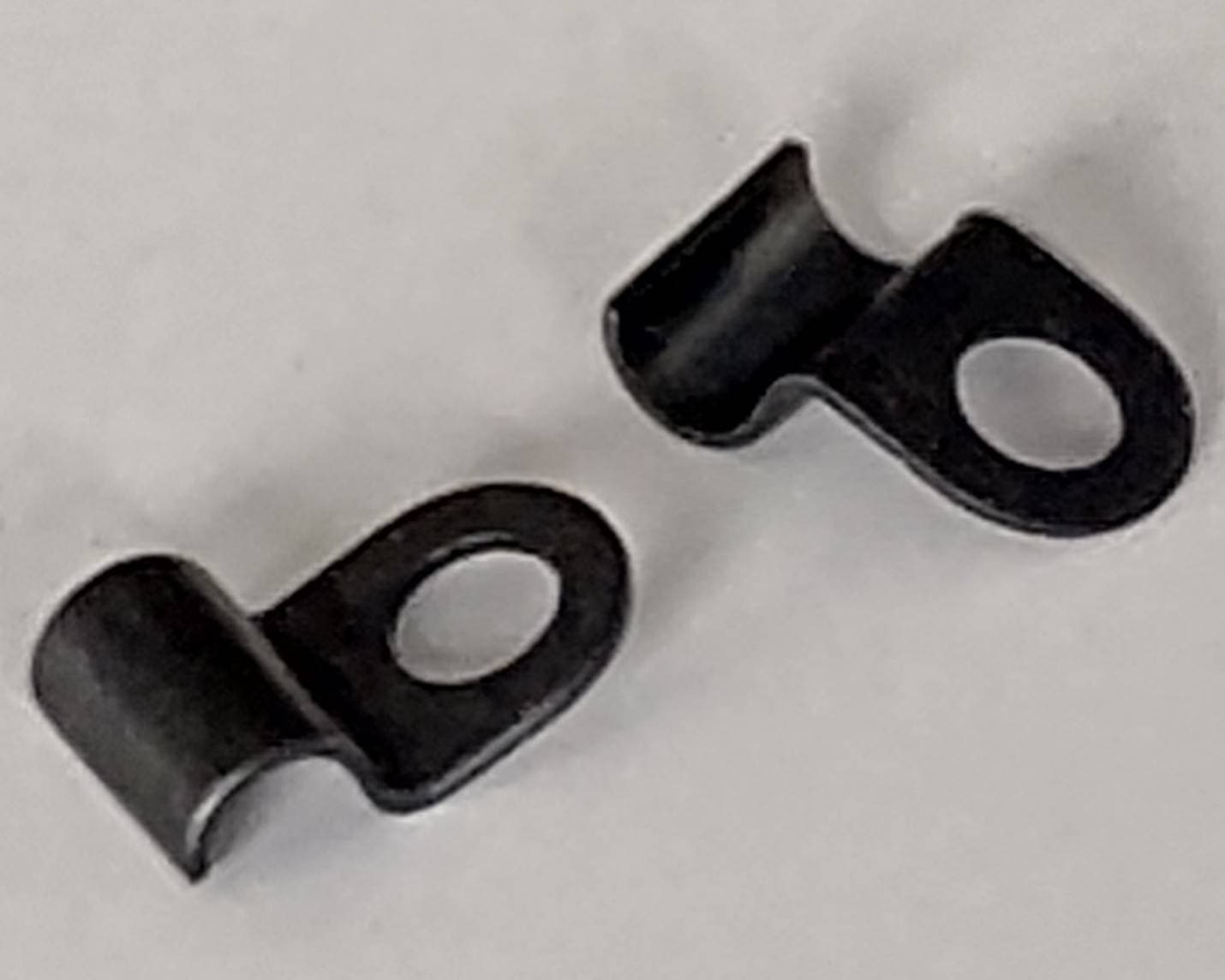 ヒロボー HIROBO パーツ 【0404-020】 パイプ抑エ金具【最終在庫】